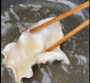 bánh chiên trong dầu